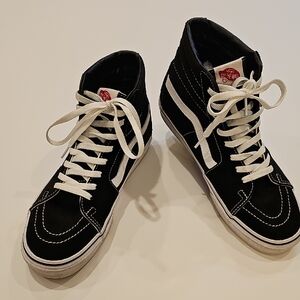 Vans Old Skool Black and White High-Top Sneakers Women's 10.5 Men's 9